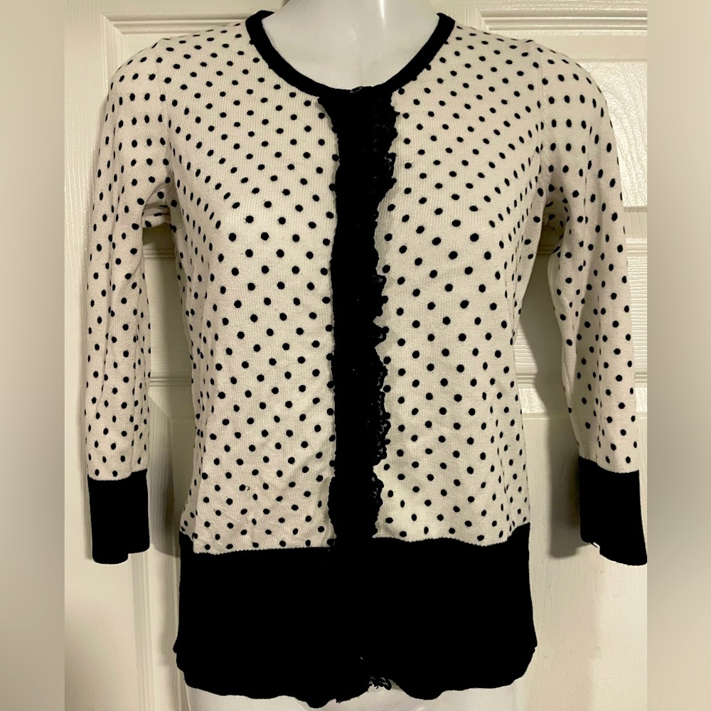 Polka dot and lace sweater by Ricki's size XS